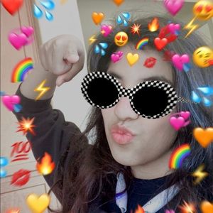 Meet your Posher, Emerson